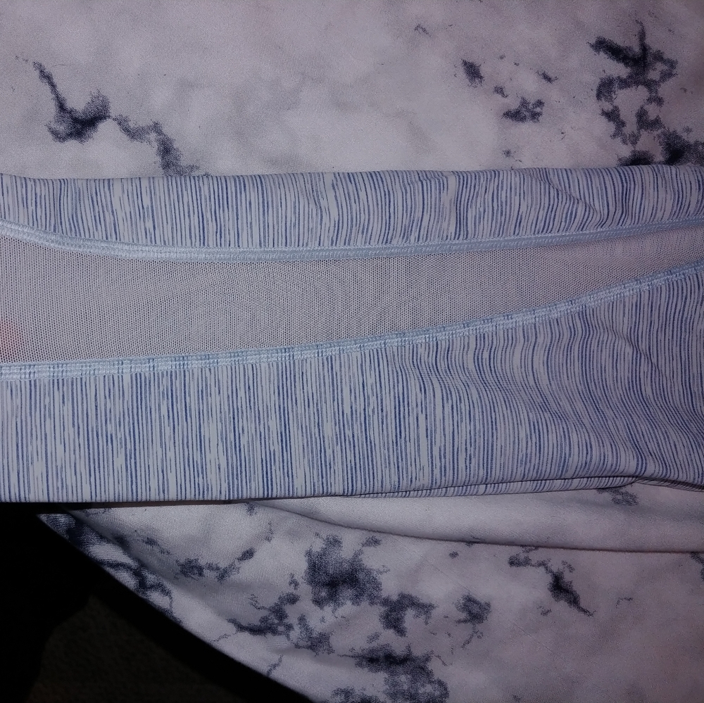 Lululemon leggings - Picture 5 of 6